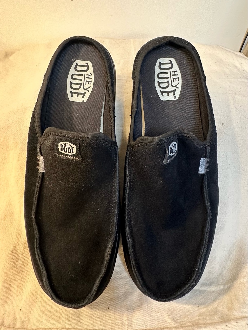 Hey Dude Austin Lift Classic Women’s Slip-On Black 10